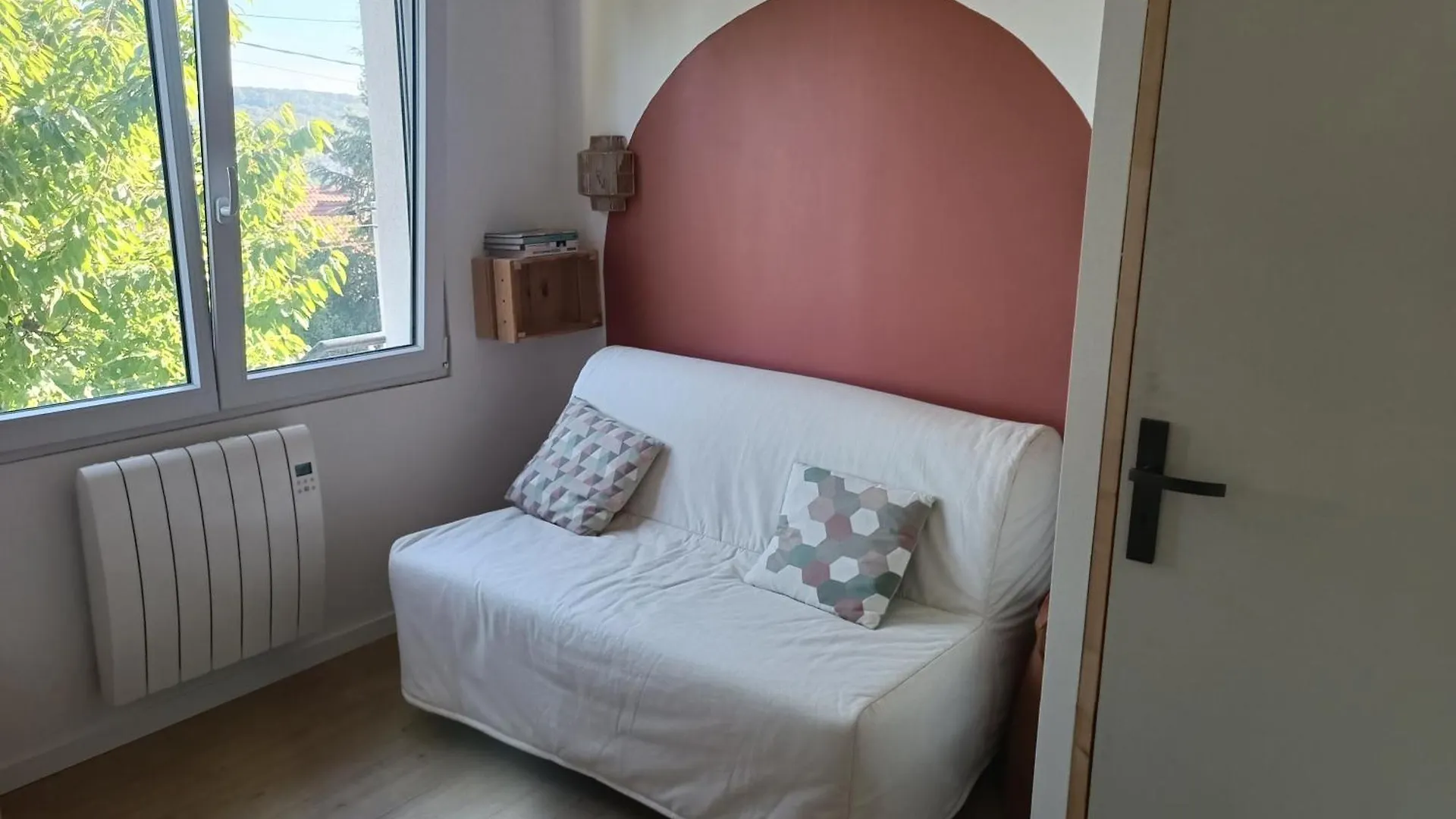 La Cabane Palaiseau Homestay