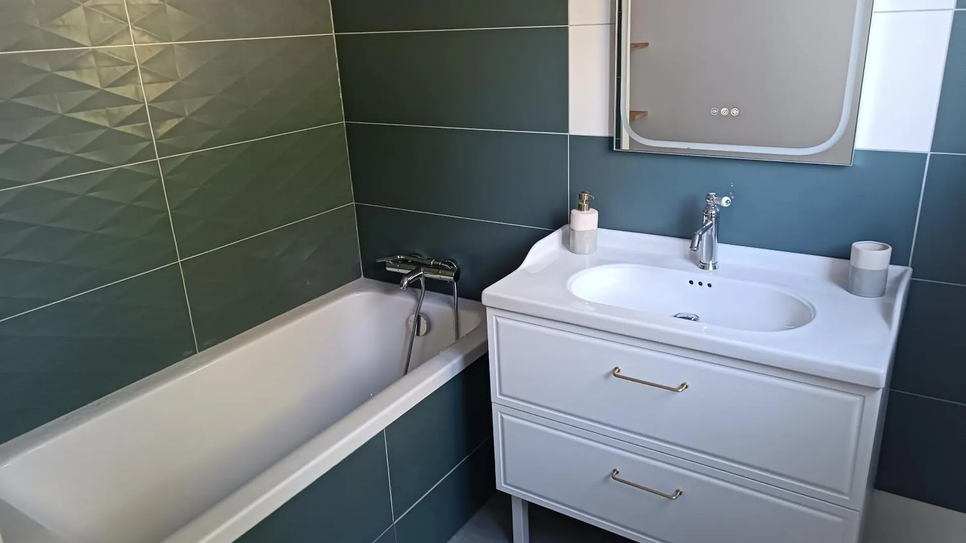 Homestay La Cabane Palaiseau
