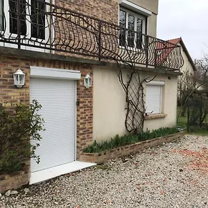 Fond De Jardin Rez-de-chaussee Appartement