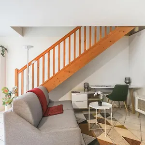 Chic Duplex With Parking Appartement